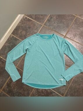 Reel Life Long Sleeve Performance 
Top Women's Size L